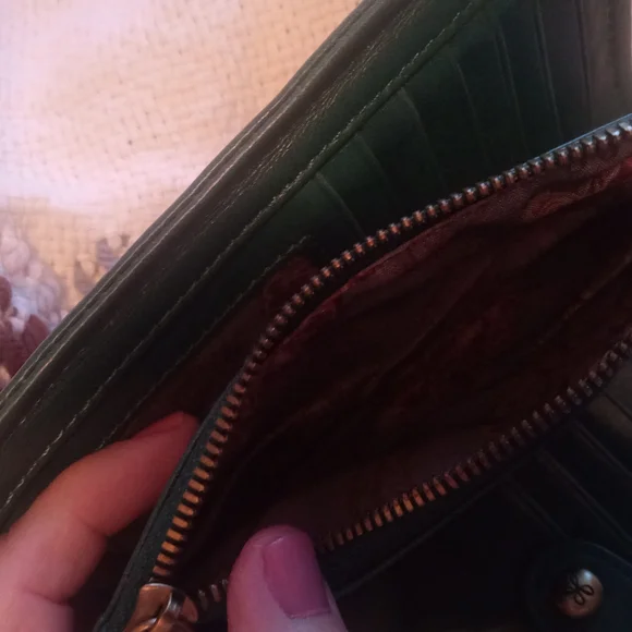 HOBO Torch Emerald Green Wallet - Picture 4 of 6